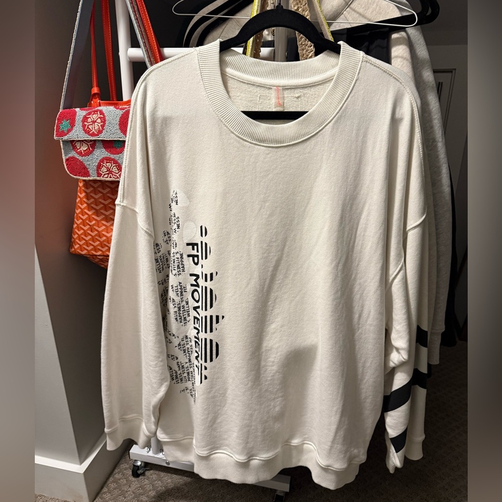 FP Movement Cream Crew Neck Sweatshirt All Star Graphic Oversized NWOT - Picture 4 of 5